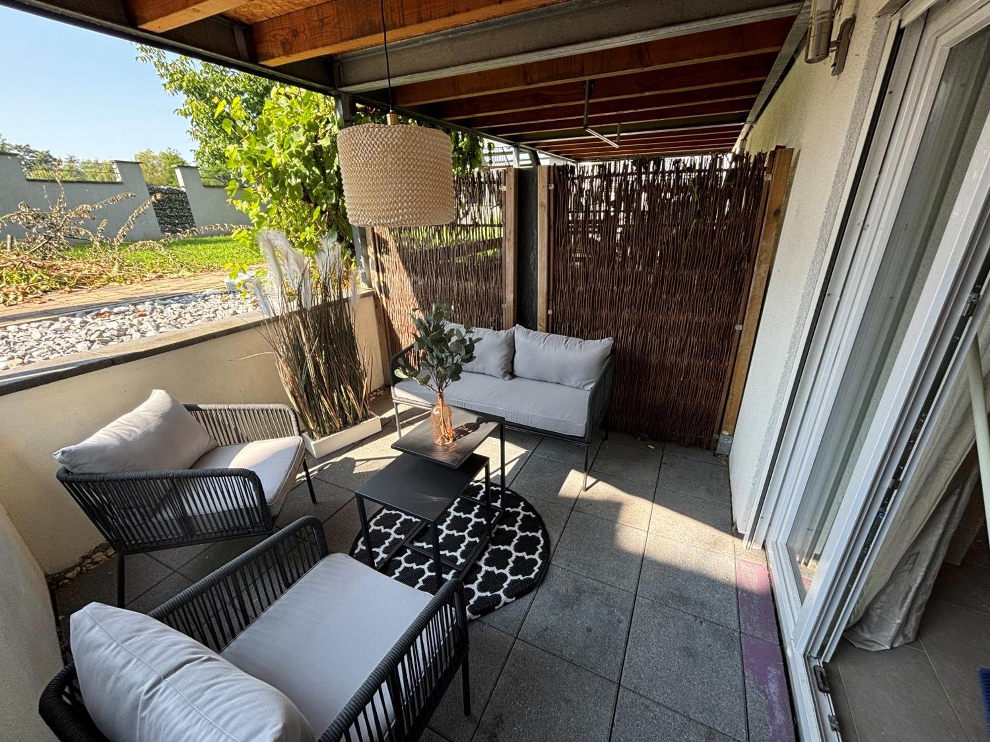 Blossom Apartment Garden View - Klimatisiert FDH Extérieur photo